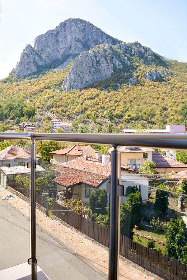 Раде 3-Враца Vratsa Bagian luar foto