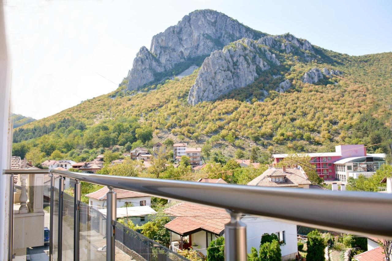 Раде 3-Враца Vratsa Bagian luar foto
