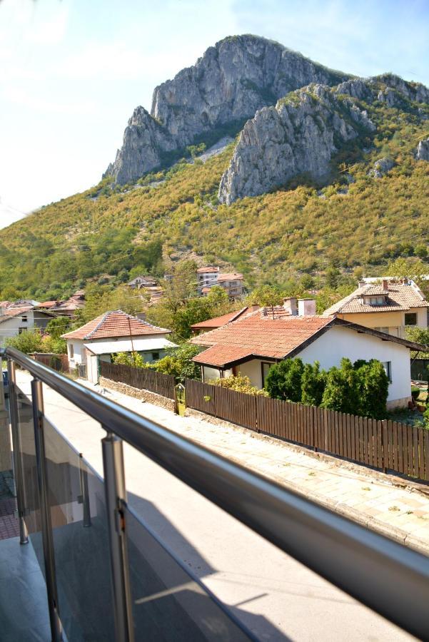 Раде 3-Враца Vratsa Bagian luar foto
