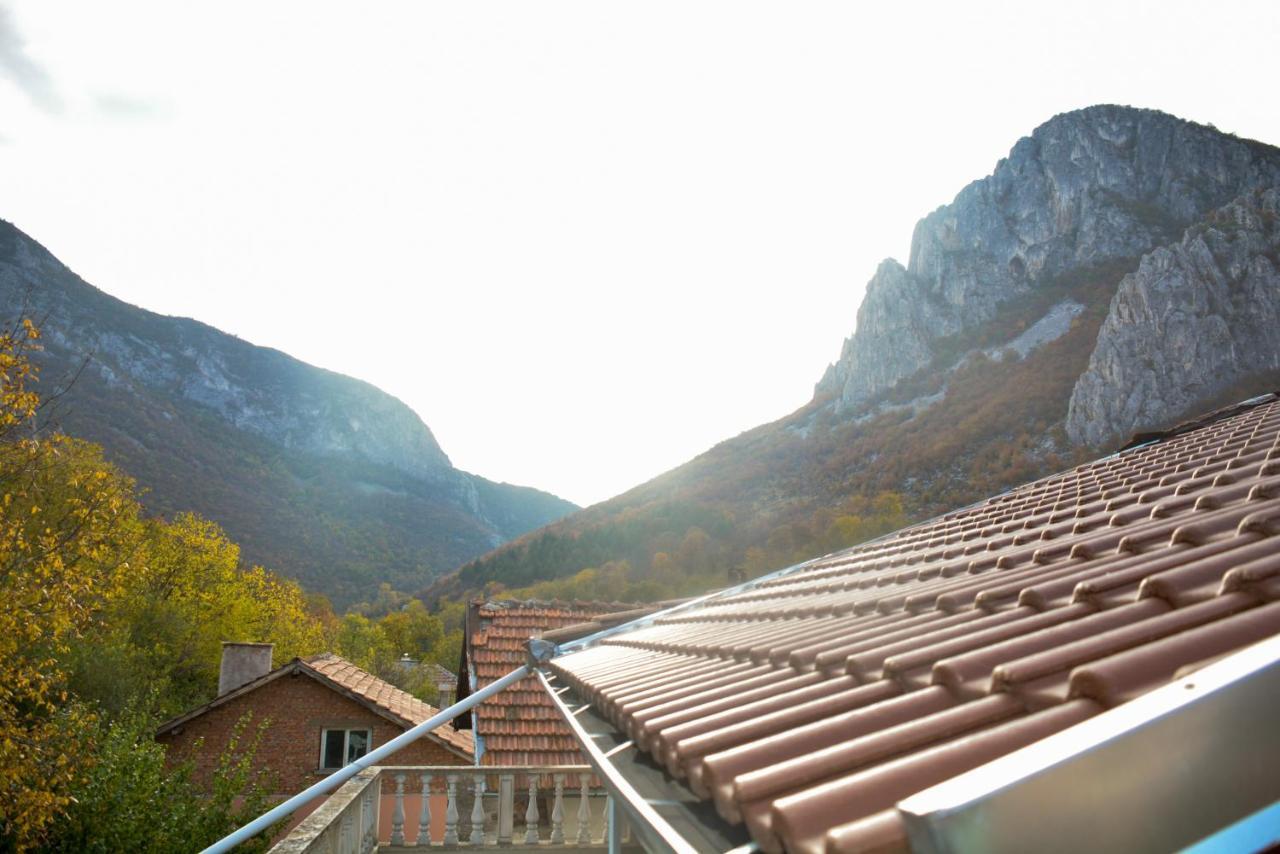 Раде 3-Враца Vratsa Bagian luar foto